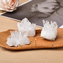 Load image into Gallery viewer, Natural Raw Quartz Crystal
