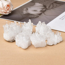 Load image into Gallery viewer, Natural Raw Quartz Crystal
